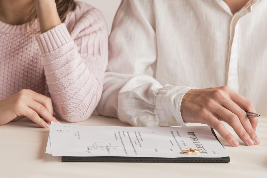 Divorce Lawyer in Noida